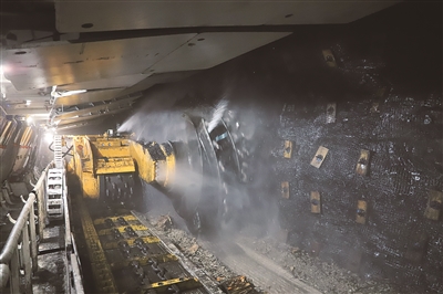 一季度全省煤炭產(chǎn)量達(dá)到3.35億噸，同比增長8.9%——山西不折不扣落實(shí)煤炭增產(chǎn)保供任務(wù)